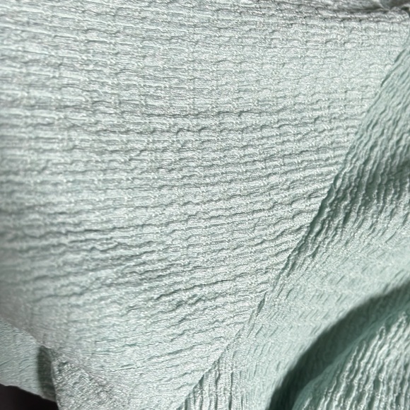 Manfinity short sleeve textured button up - Picture 4 of 5